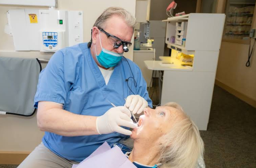 dentist tooth extraction